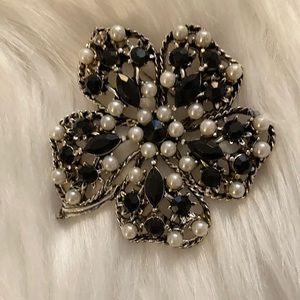 - Black and Pearl Brooch and Pendant